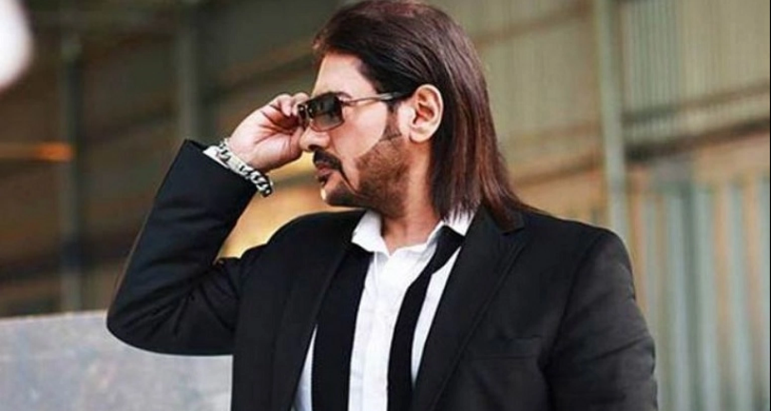 এবারের ঈদে আরেক অসম্ভবকে সম্ভব করলেন অনন্ত জলিল!
