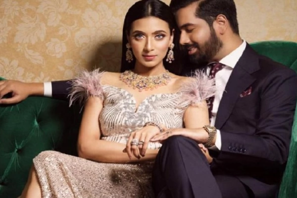 বিষয়টি সরাসরি ঘোষণা করলেন মিমের স্বামী সনি 