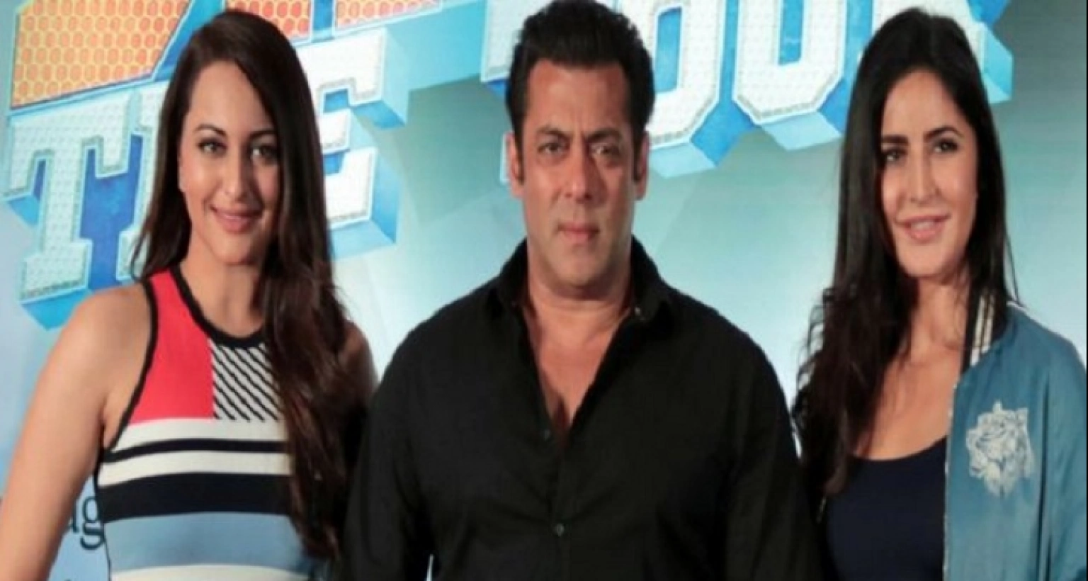 ক্যাটরিনা-সোনাক্ষীর মধ্যে দীর্ঘক্ষণ উত্তপ্ত বাক্যালাপ!