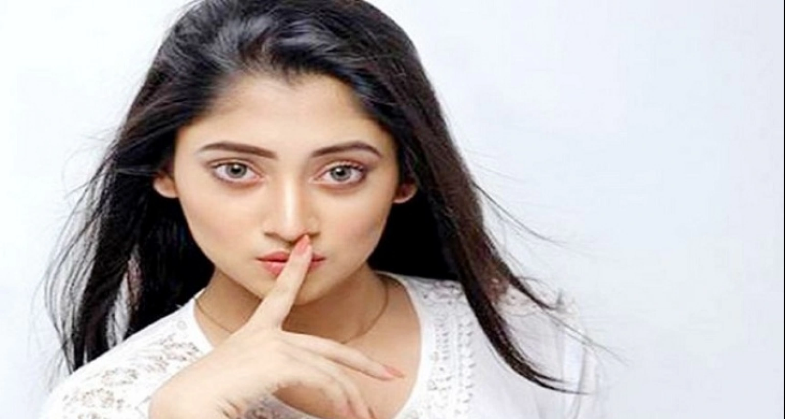 ফেসবুকে নিজেই এ তথ্য জানালেন নায়িকা পূজা চেরি