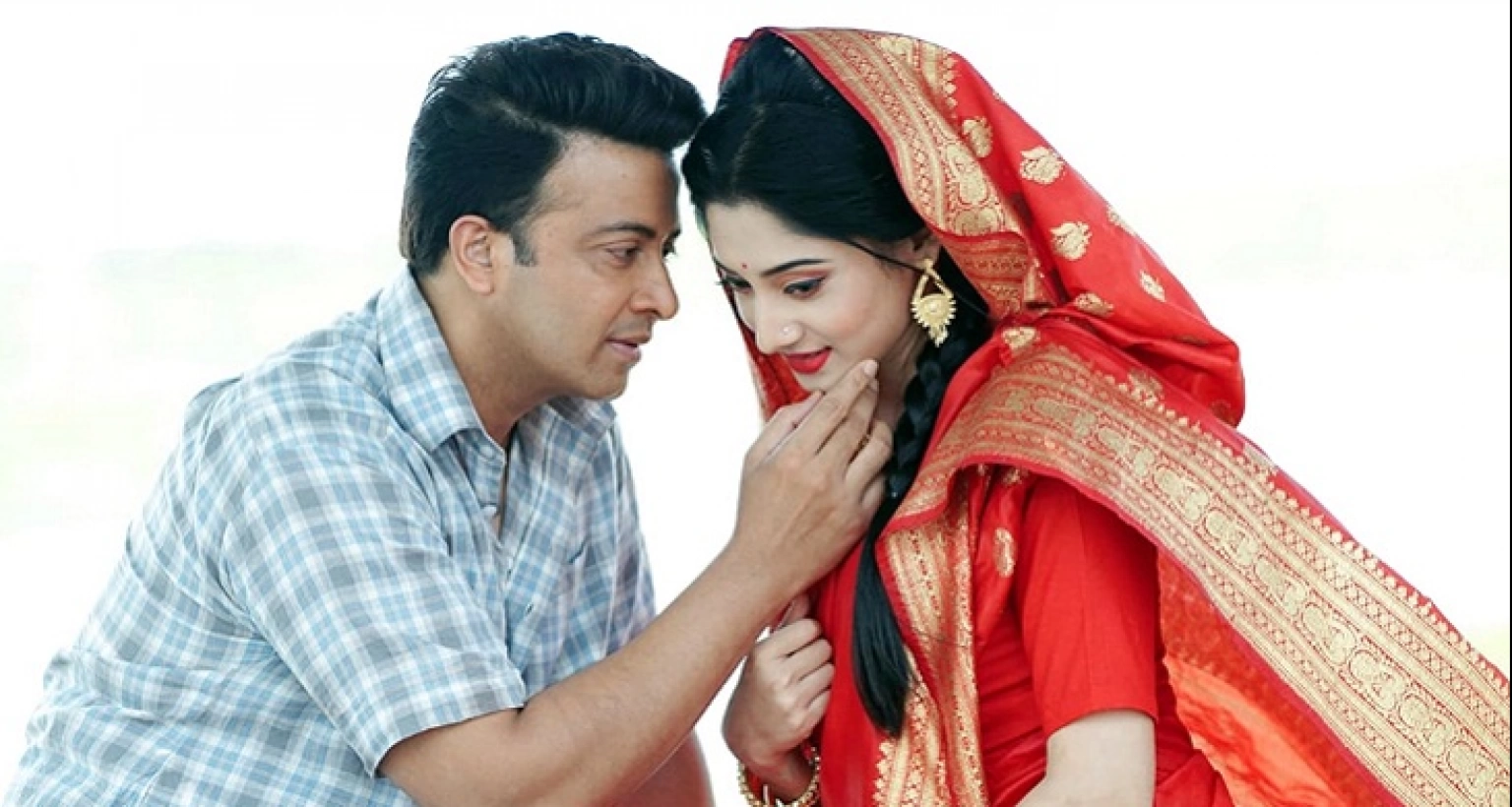 মার্কির ভিসা প্রাপ্তিতে কি শাকিবের হাত? যা জানালেন পূজা