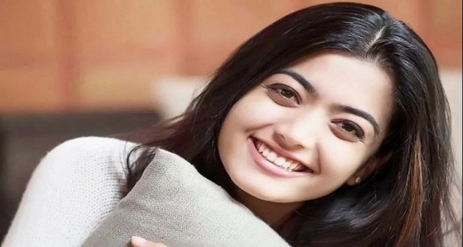 ‘শুধু এবং শুধুই তোমাদের ভালোবাসি’