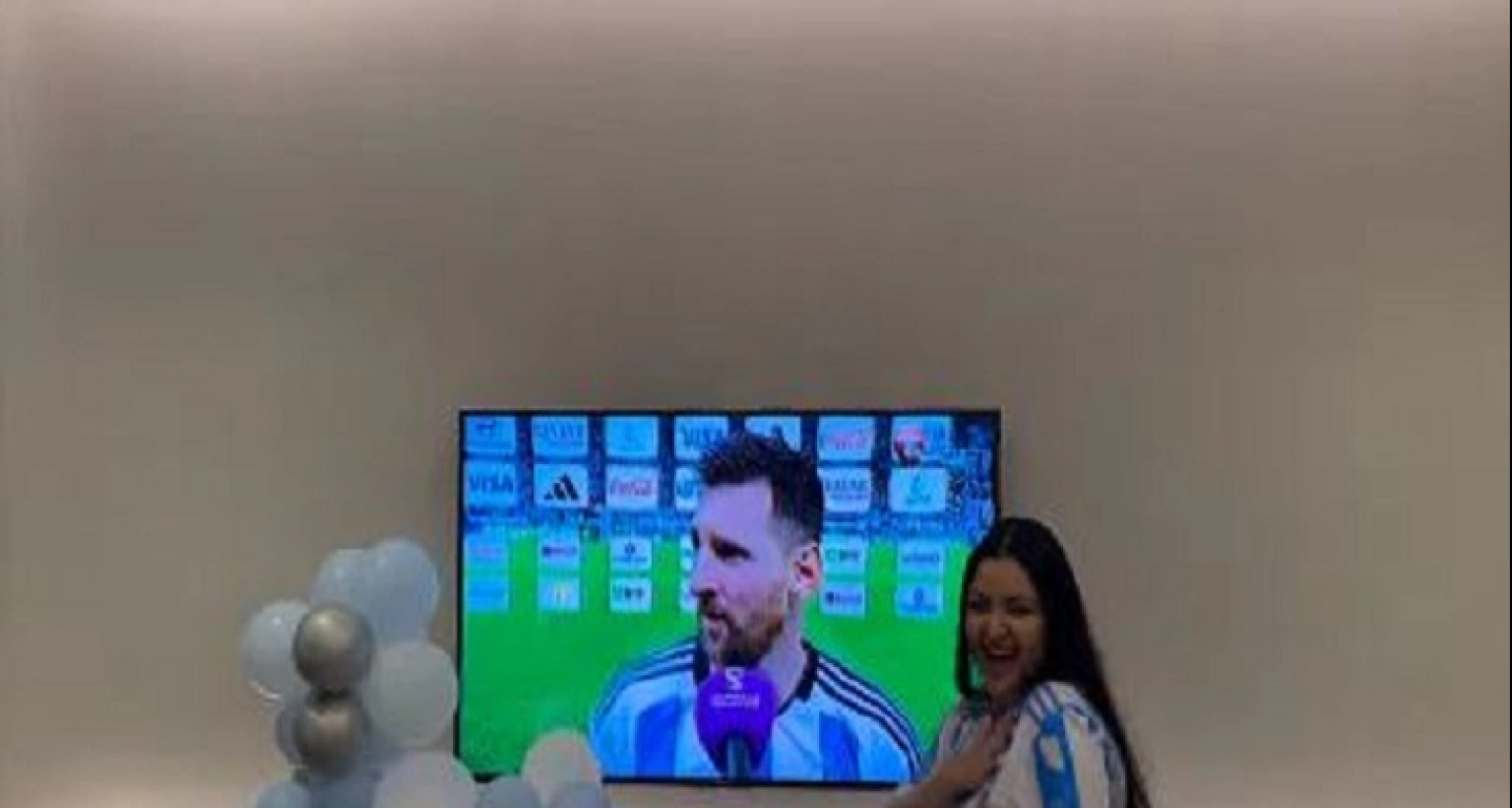 মেসি, আই লাভ ইউ: পরীমণি