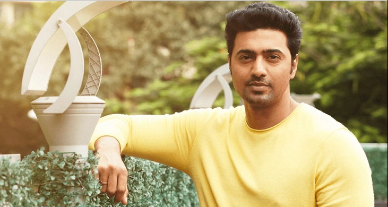 বড় বিপাকে পড়েছেন নায়ক দেব!