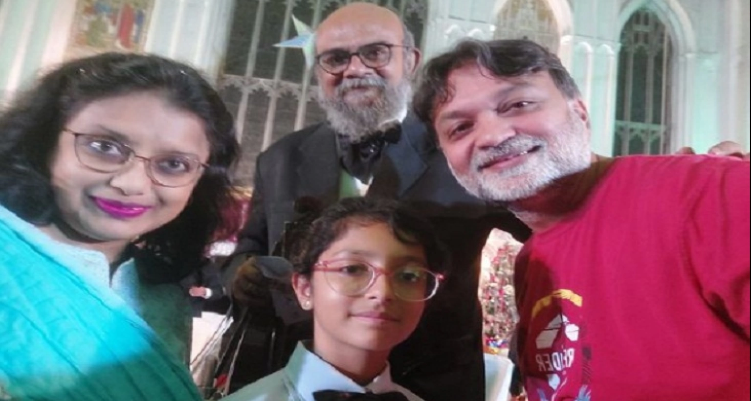 মেয়ে আয়রাকে নিয়ে আবেগপ্রবণ সৃজিত মুখার্জী