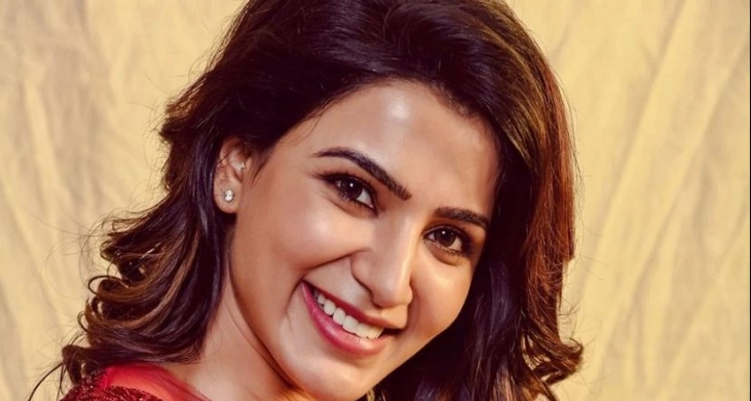 তালিকায় সবার ওপরে রয়েছেন সামান্থা