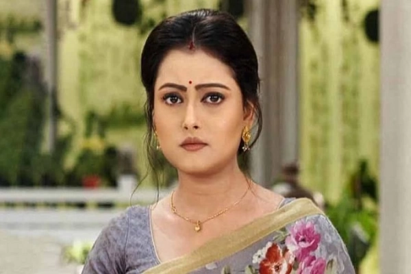 আর চুপ থাকতে পারলেন না পল্লবী শর্মা!