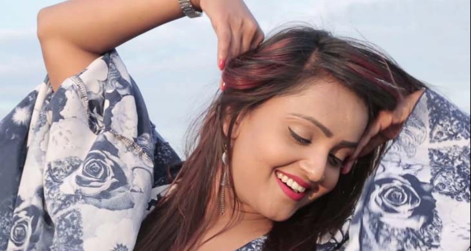 অভিনেত্রীকে গুলি করে হত্যা, স্বামীকে আটক করে জিজ্ঞাসাবাদ