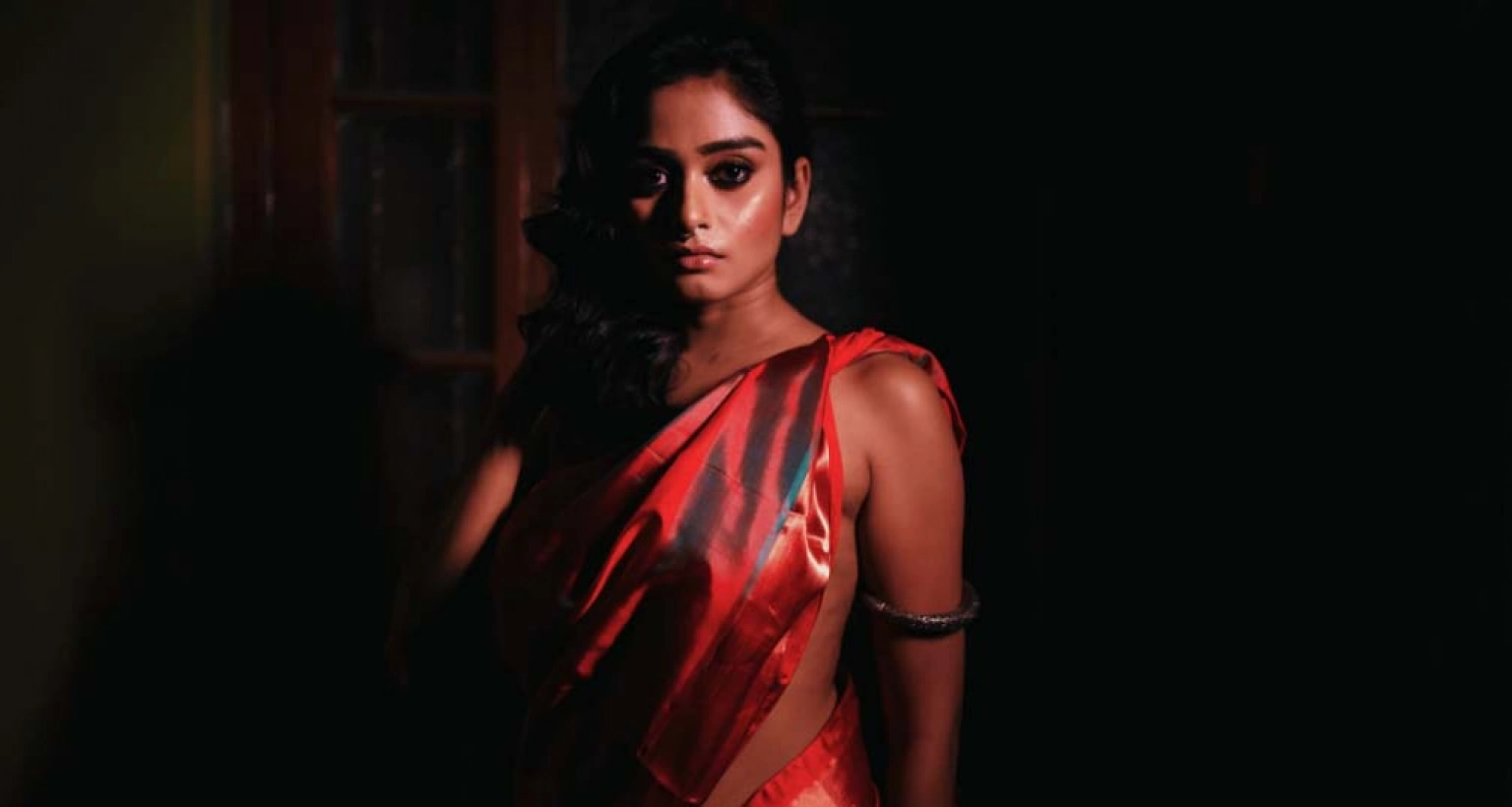 বকেয়া টাকা চাইতে গিয়ে অদ্ভুত আচরণের শিকার অভিনেত্রী শ্রীতমা