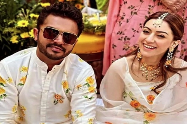 কাছের বান্ধবীর স্বামীকে ‘চুরির’ অভিযোগ নিয়ে মুখ খুলতে যাচ্ছেন হানসিকা