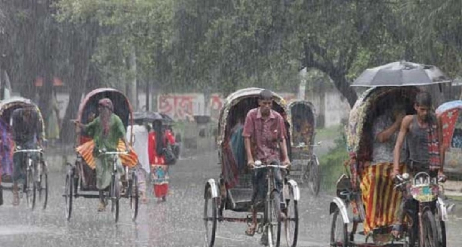 দেশের ৪ বিভাগে বজ্রসহ বৃষ্টিপাতের পূর্বাভাস