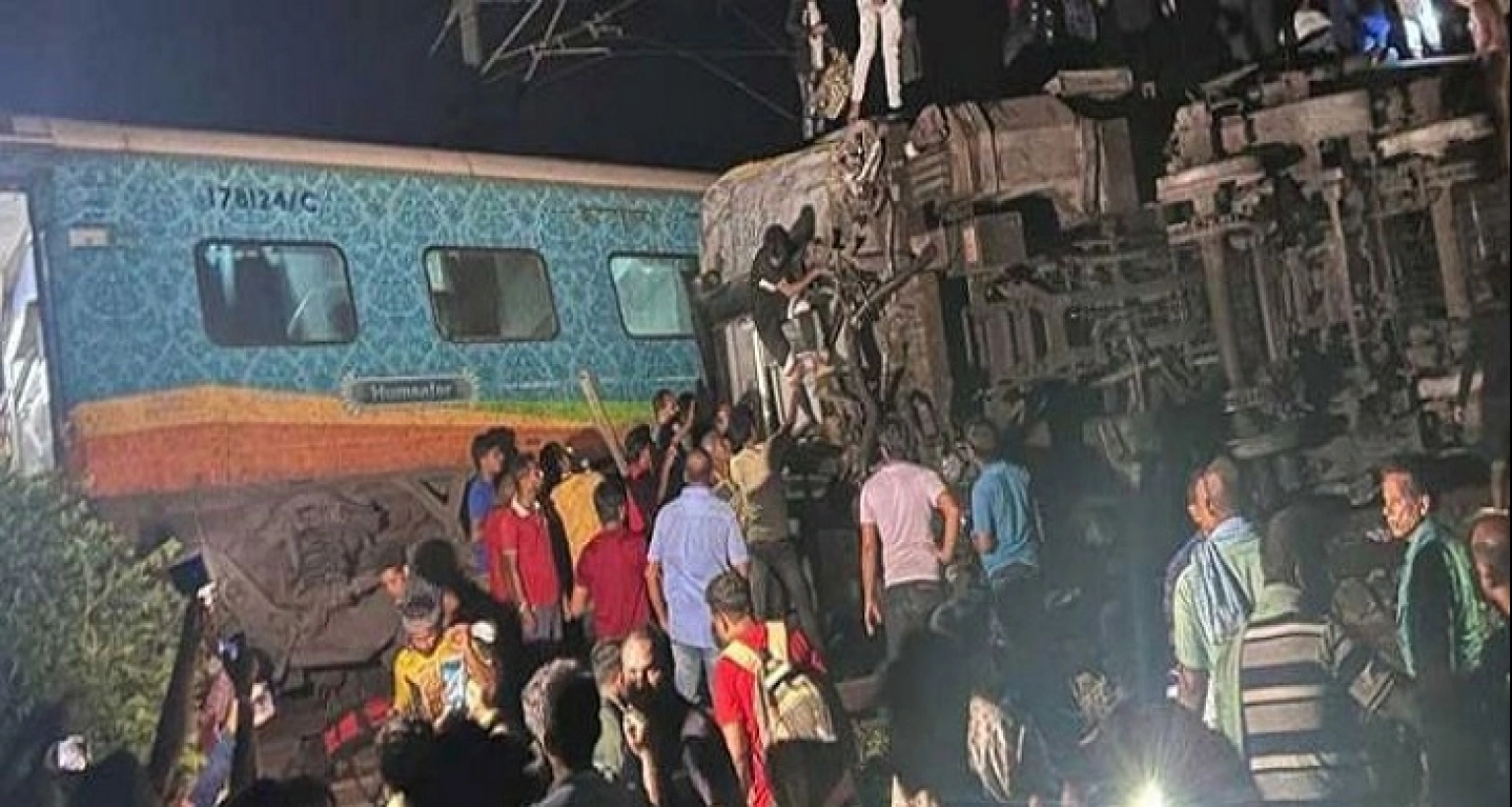 ফের দুর্ঘটনার কবলে যাত্রীবাহী ট্রেন