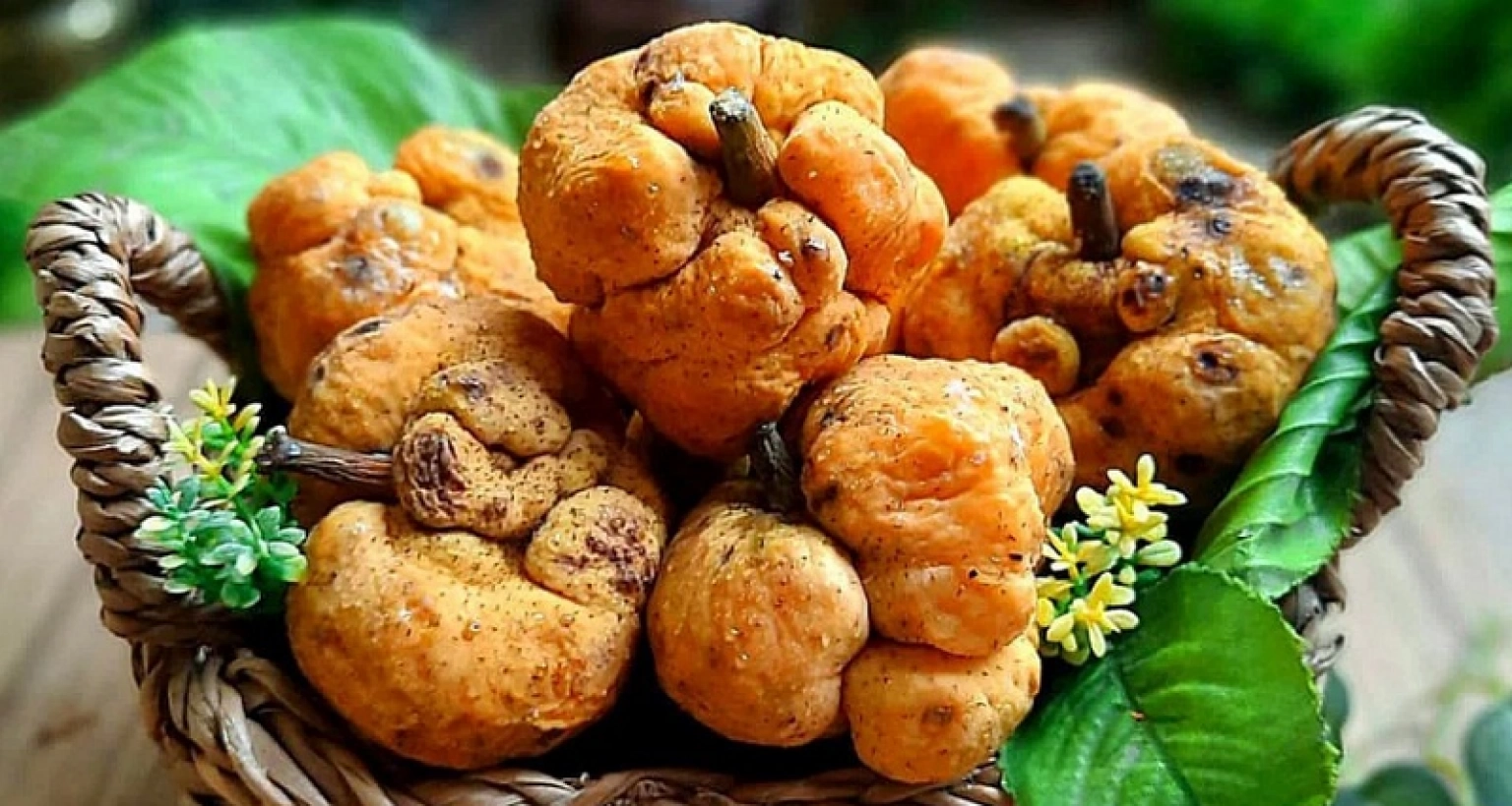 ডেউয়া ফলের পুষ্টিগুণ জানলে আপনিও অবাক হবেন!