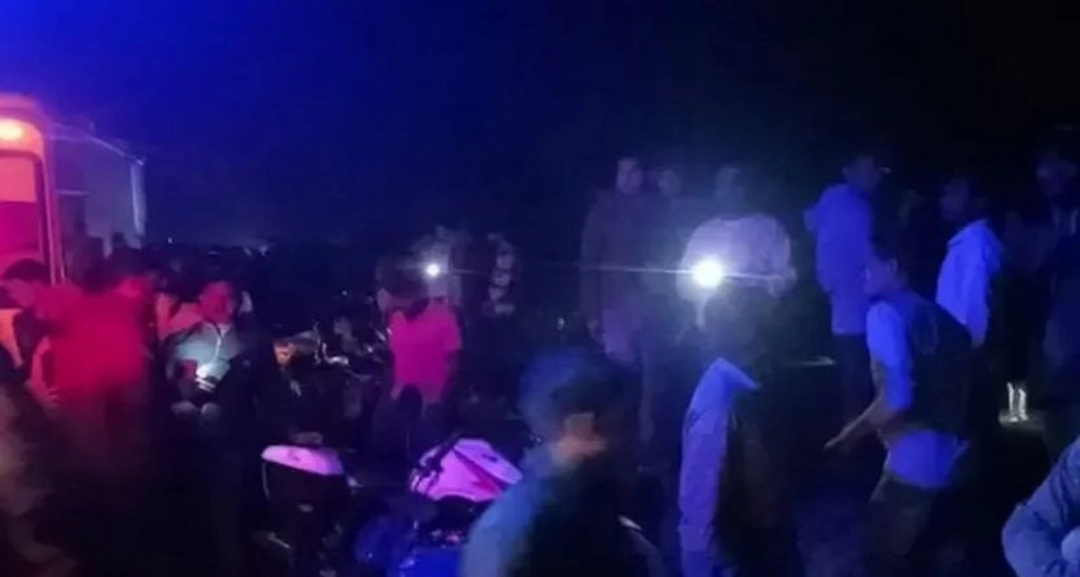 ভয়াবহ ট্রেন দুর্ঘটনা, ১২ জনের মৃত্যু, বহু হতাহতের আশঙ্কা
