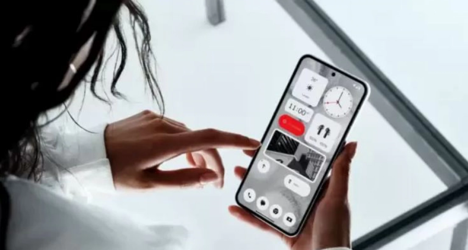 বাজিমাত করল Nothing Phone 2a, এক লাখ বিক্রি একদিনেই