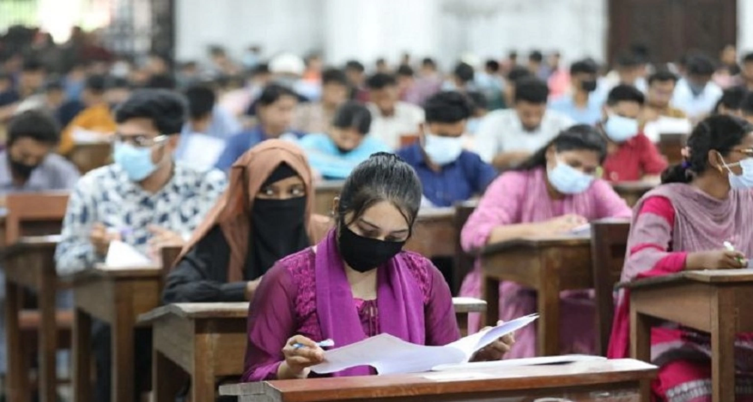 এক লাখেরও বেশি পদে বিশাল নিয়োগ বিজ্ঞপ্তি প্রকাশ