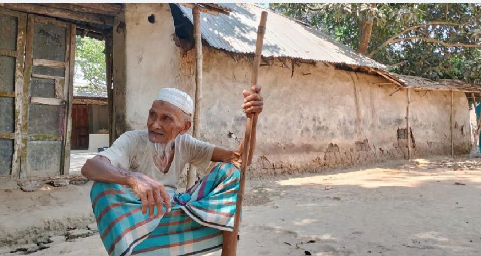 হামার মাটির ঘরই ভালো, গরমত ঠান্ডা আর ঠান্ডাত গরম লাগে: ১১১ বছরের ওয়াহাব