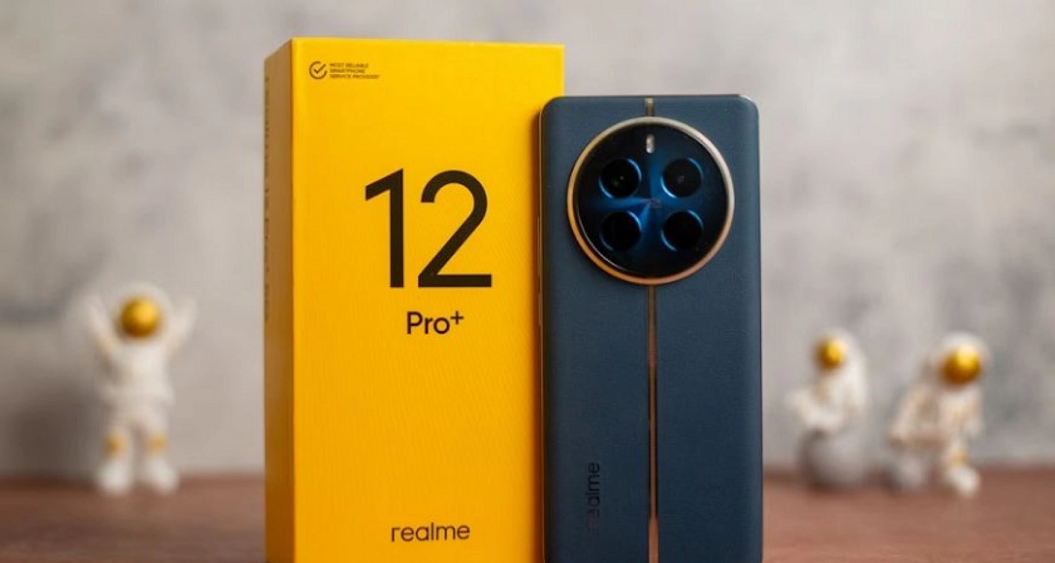 এক ধাক্কায় বিরাট দাম কমলো Realme 12 Pro+ 5G স্মার্টফোনের 