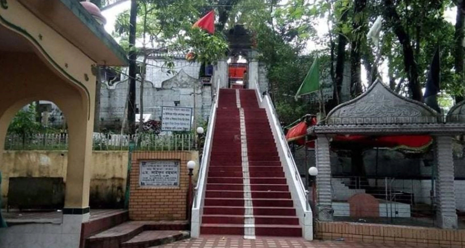 ওরসের নামে গান-বাজনা, অসামা'জিক কর্মকাণ্ড সম্পূর্ণ নিষেধ শাহপরান মাজারে