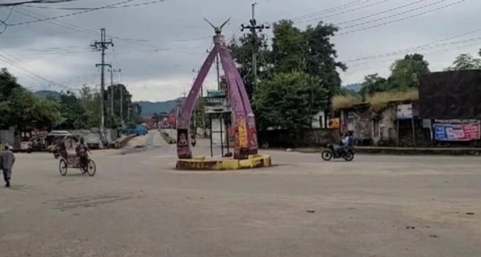 স্বাভাবিক হচ্ছে রাঙামাটি-খাগড়াছড়ি, কেটে যাচ্ছে থমথমে পরিস্থিতি