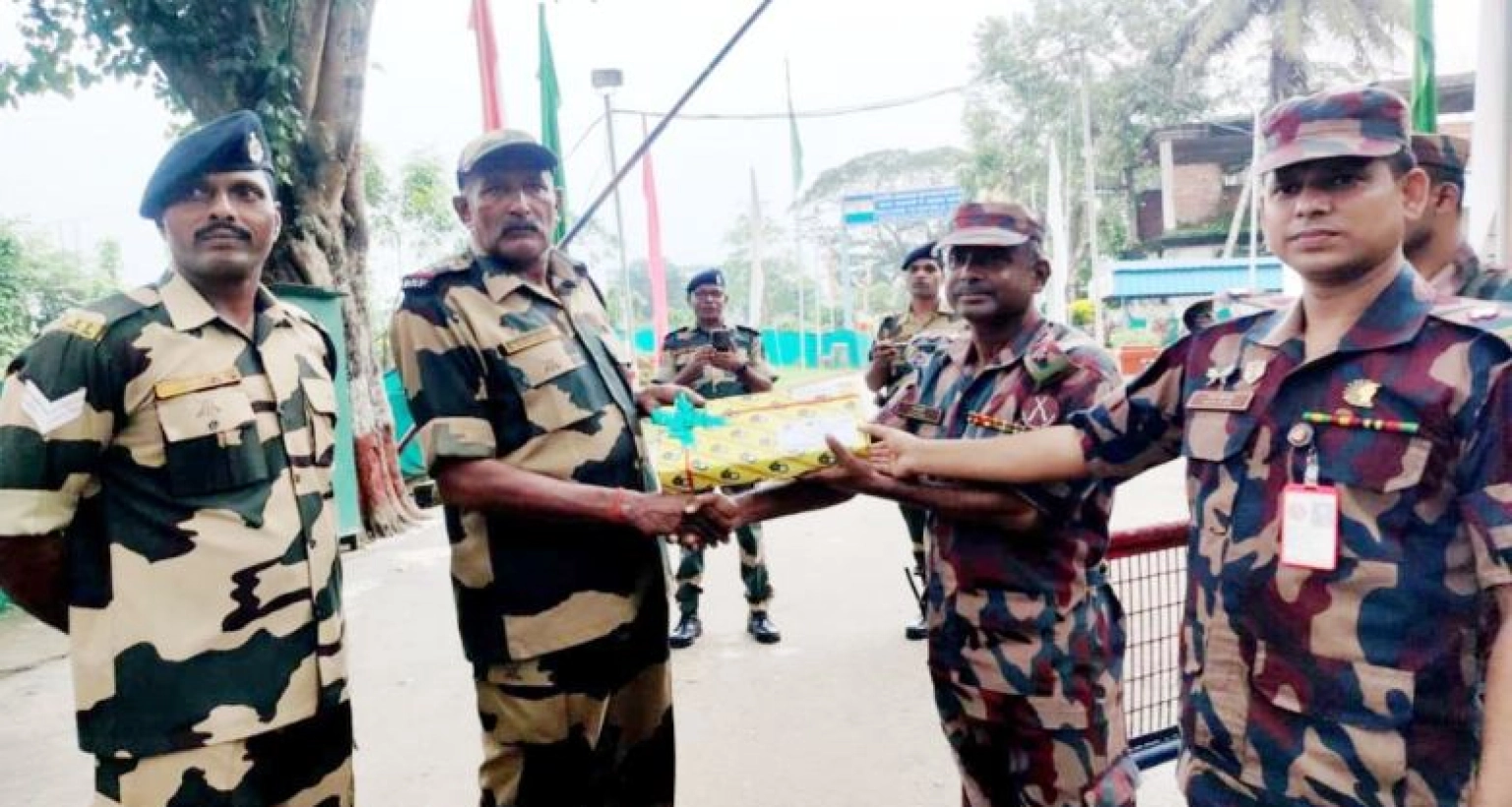 যে কারণে এবার বিএসএফকে মিষ্টি খাওয়ালো বিজিবি