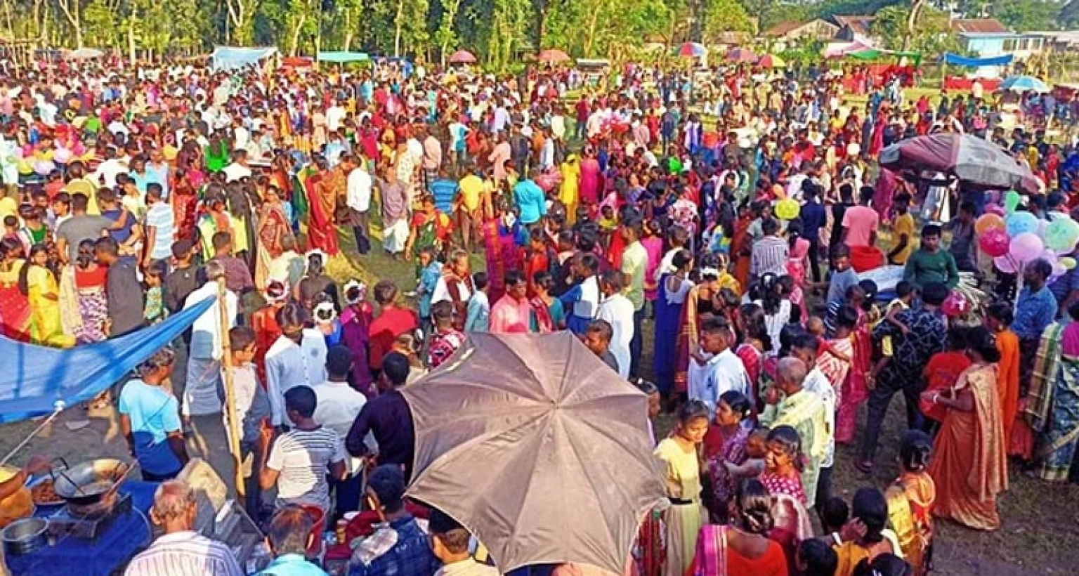 দিনাজপুরের বউমেলায় খুঁজে নেওয়া হয় জীবনসঙ্গী