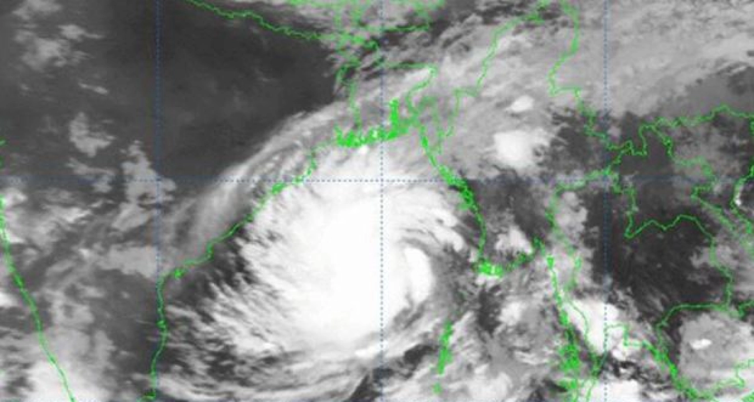 কোথায় কোথায় আঘাত হানতে পারে ঘূর্ণিঝড় ‘ডানা’? যা জানা গেল