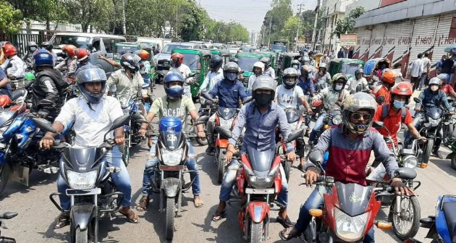 নতুন নির্দেশনা মোটরসাইকেল চলাচল নিয়ে, পালনে ব্যর্থ হলে আইনানুগ ব্যবস্থা