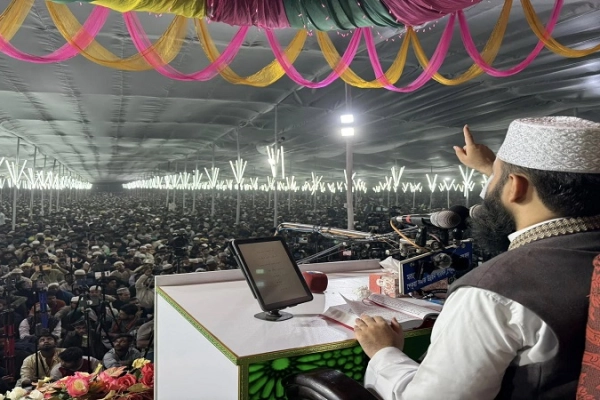 মানুষ আর ভারতের মিথ্যা গুজব ও দাদাগিরি পছন্দ করে না : আজহারী