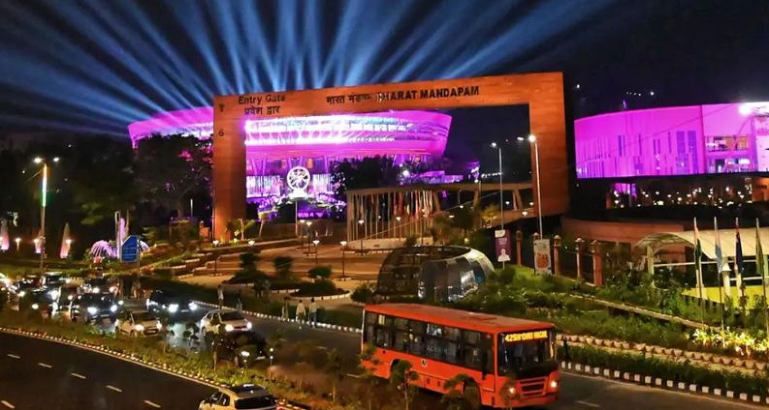 সাড়া দিয়েছে পাকিস্তান, এখনো সিদ্ধান্ত জানায়নি বাংলাদেশ