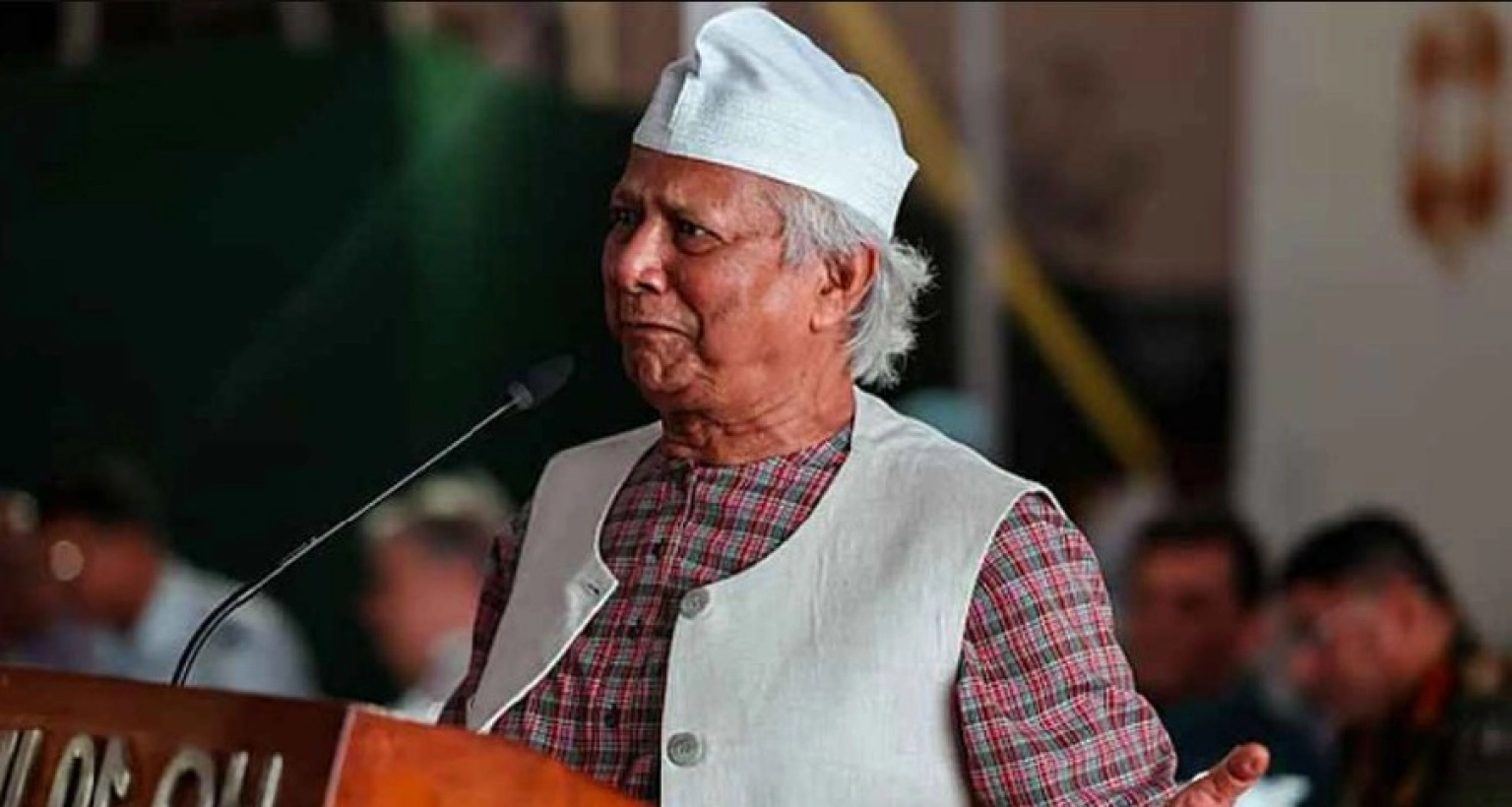 আঞ্চলিক ভাষায় বক্তব্য দিলেন প্রধান উপদেষ্টা ড. মুহাম্মদ ইউনূস