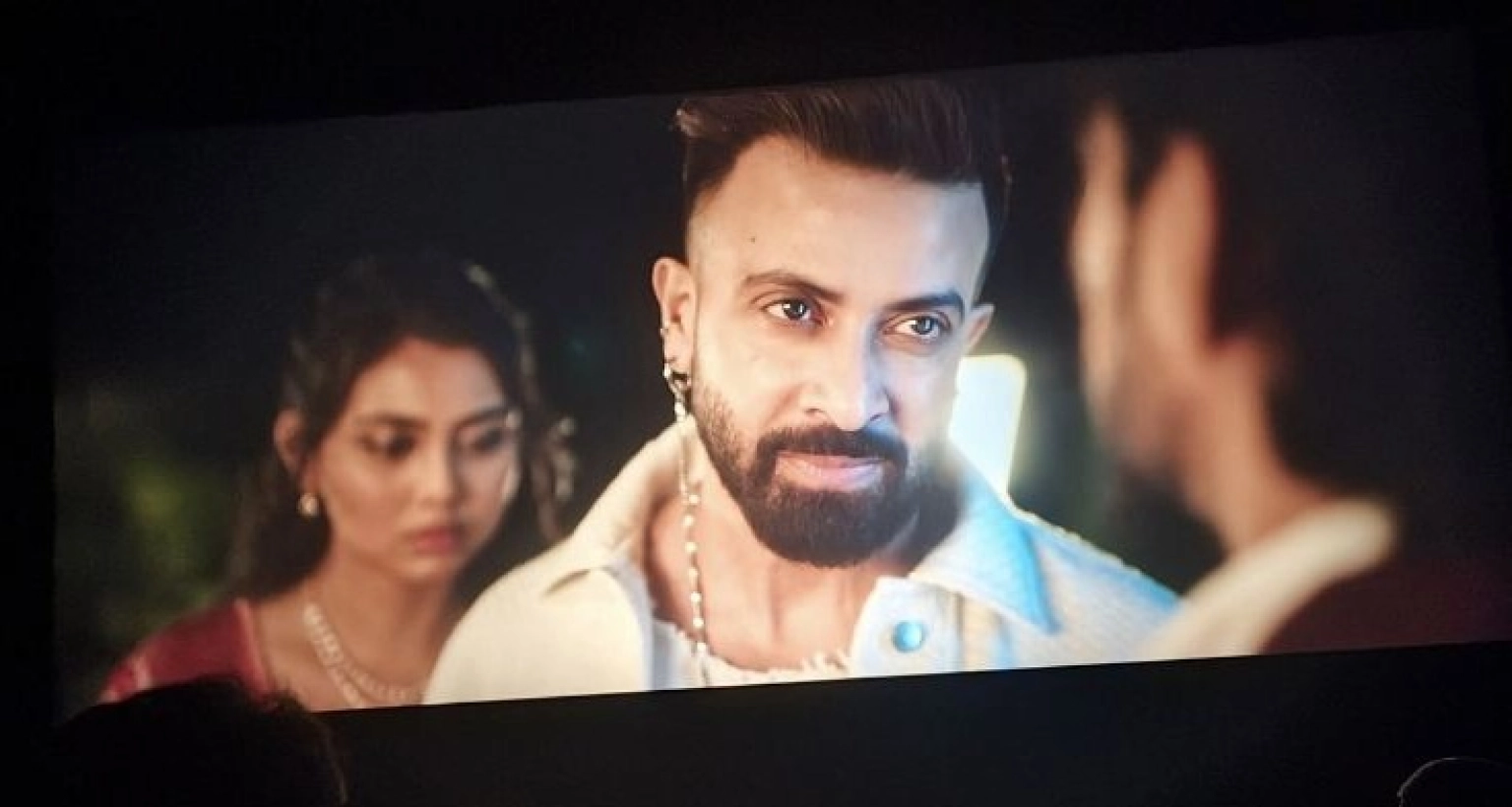 ‘ভারত থেকে বলছি, অসাধারণ সিনেমা, শাকিব খান এখন গ্লোবাল স্টার’