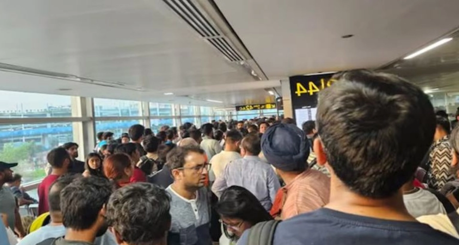 দিল্লিতে লাল সতর্কতা জারি