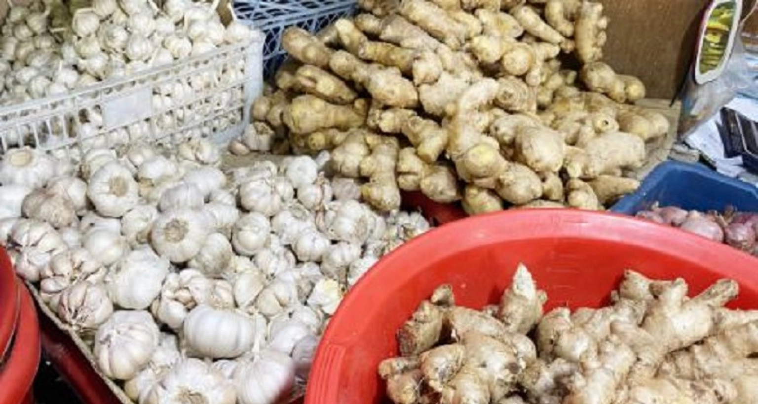দাম কমলো আদা, রসুন ও জিরার