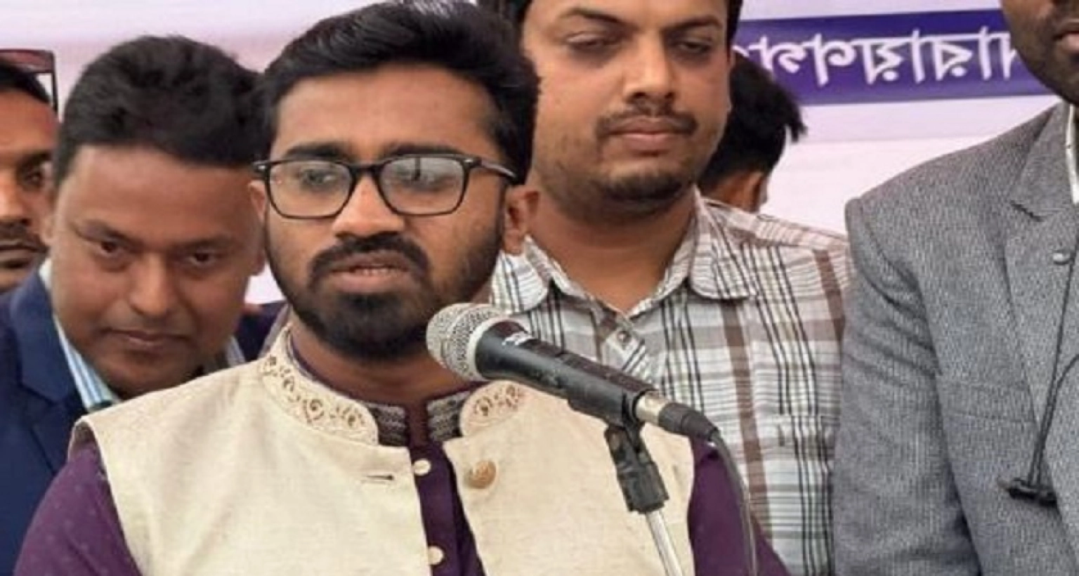 জামায়াত-শিবিরকে কাজে লাগানো শেষ, এখন তাদেরকে পাকিস্তানপন্থী বলে চালিয়ে দাও: রাশেদ খাঁন