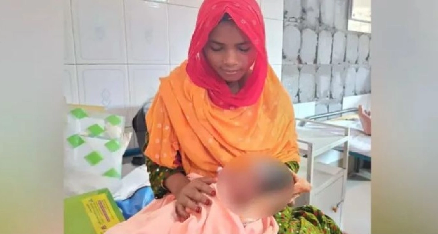 মাস্টার্স পরীক্ষা দিতে গিয়ে ছেলে সন্তান জন্ম দিলেন এক পরীক্ষার্থী