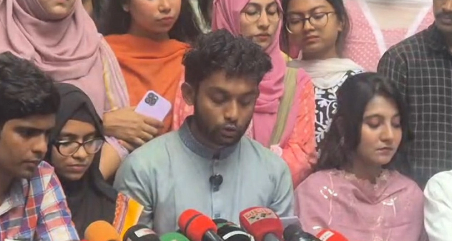 আবারও মাঠে নামার হুঁশিয়ারি ৭ কলেজের শিক্ষার্থীদের