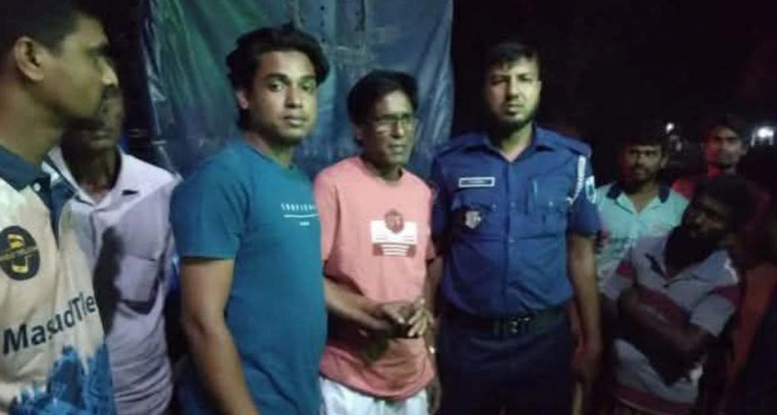 সন্তানকে পুলিশে দিয়ে বিএনপি নেতার আবেগঘন পোস্ট
