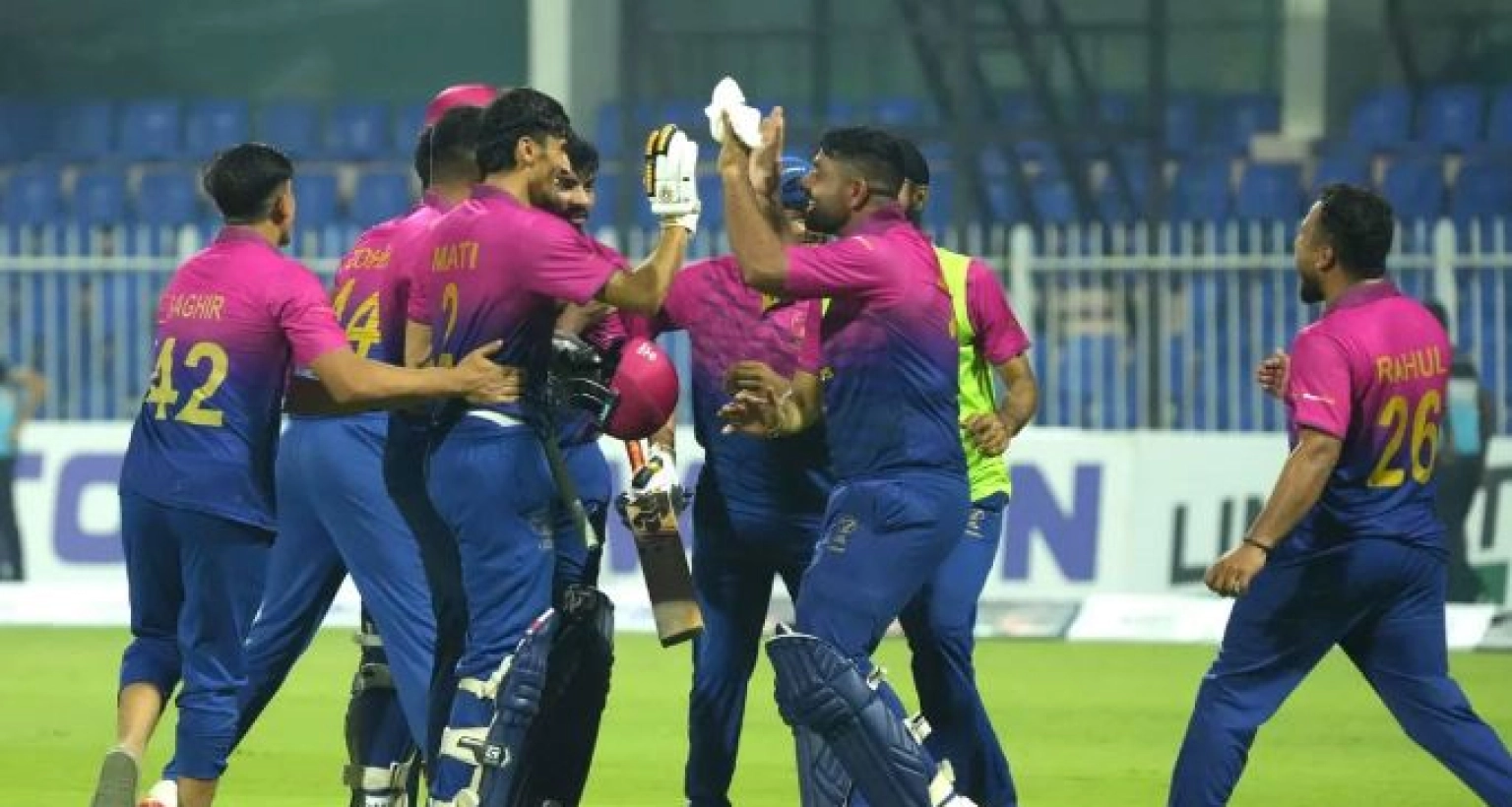 ক্রিকেটে এমন ঘটনা আগে কখনও ঘটেনি!