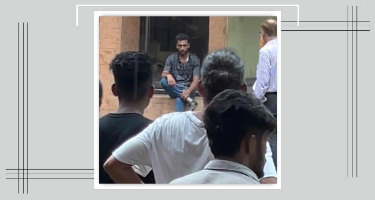 চাপাতি নিয়ে এফডিসিতে হামলা-ভাঙচুর, যুবক গ্রেফতার