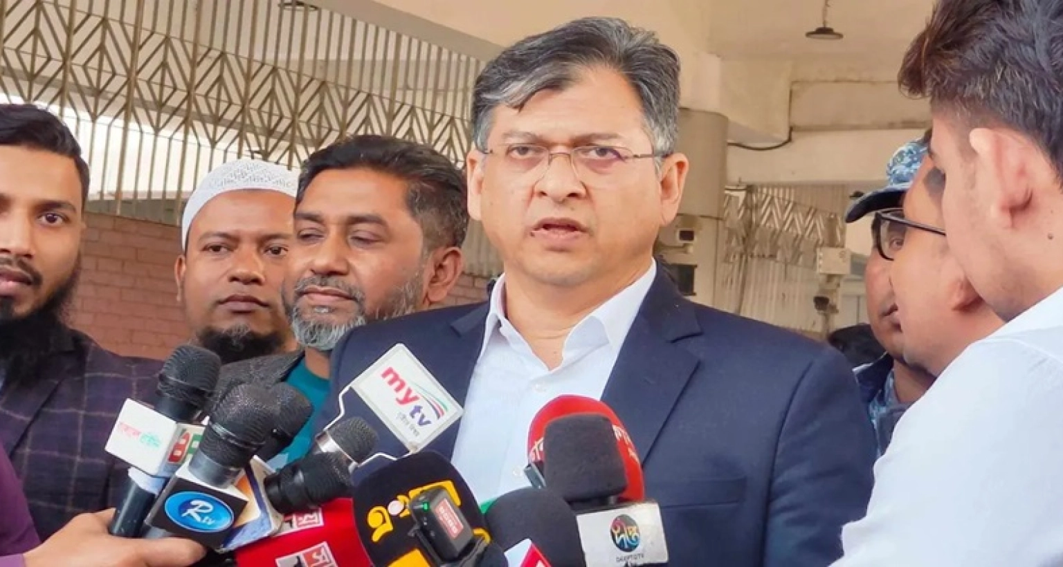 তত্ত্বাবধাায়ক সরকারের অধীনে শুধু জাতীয় নির্বাচন চায় বিএনপি