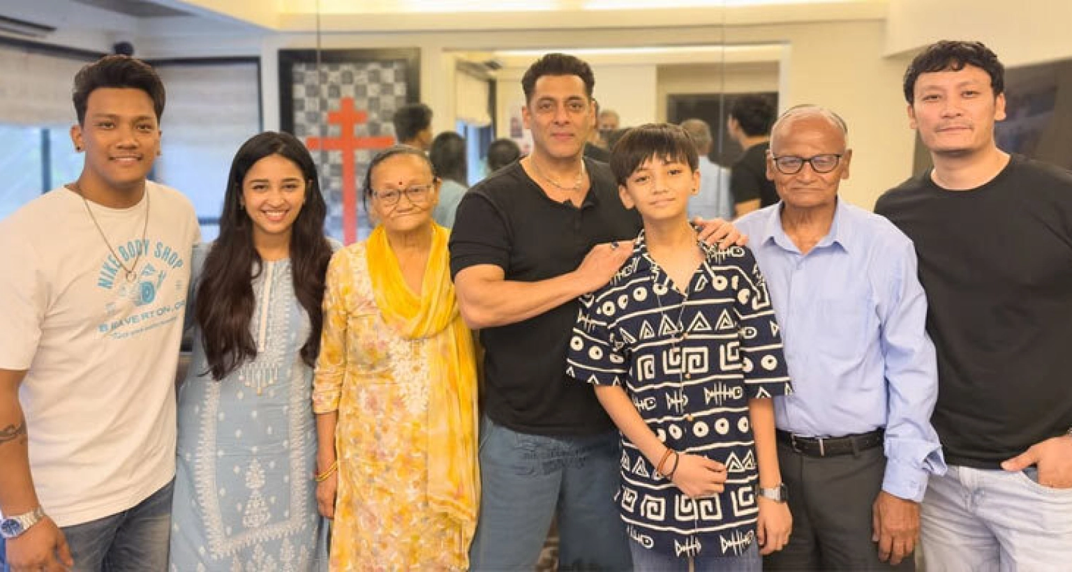 এবার নতুন লুকে হাজির হলেন সালমান খান