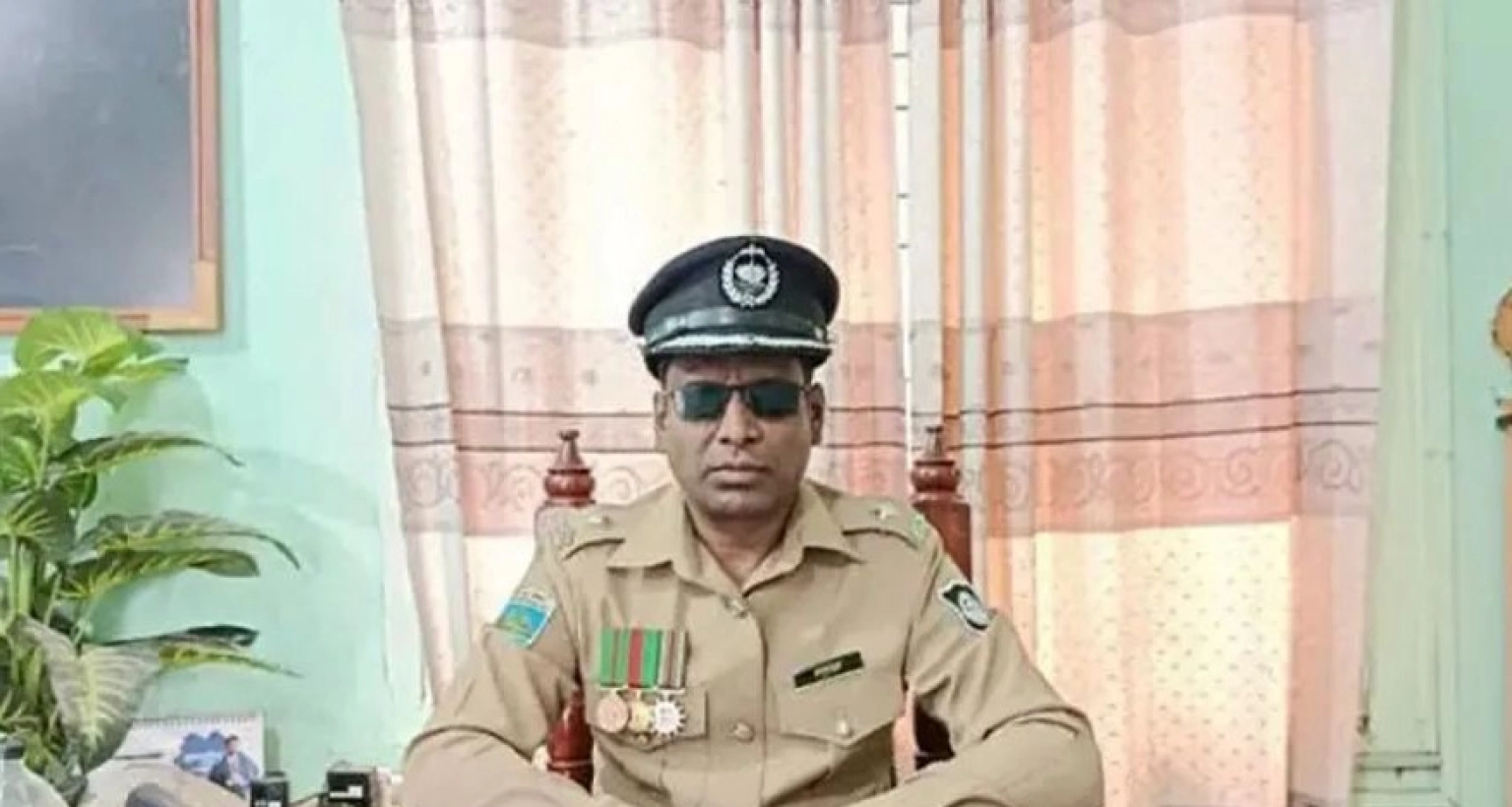 ঘুষ গ্রহণ, ক্ষমতার অপব্যবহারের দায়ে ডিমোশন পেয়ে ওসি মাসুদ এখন এসআই!
