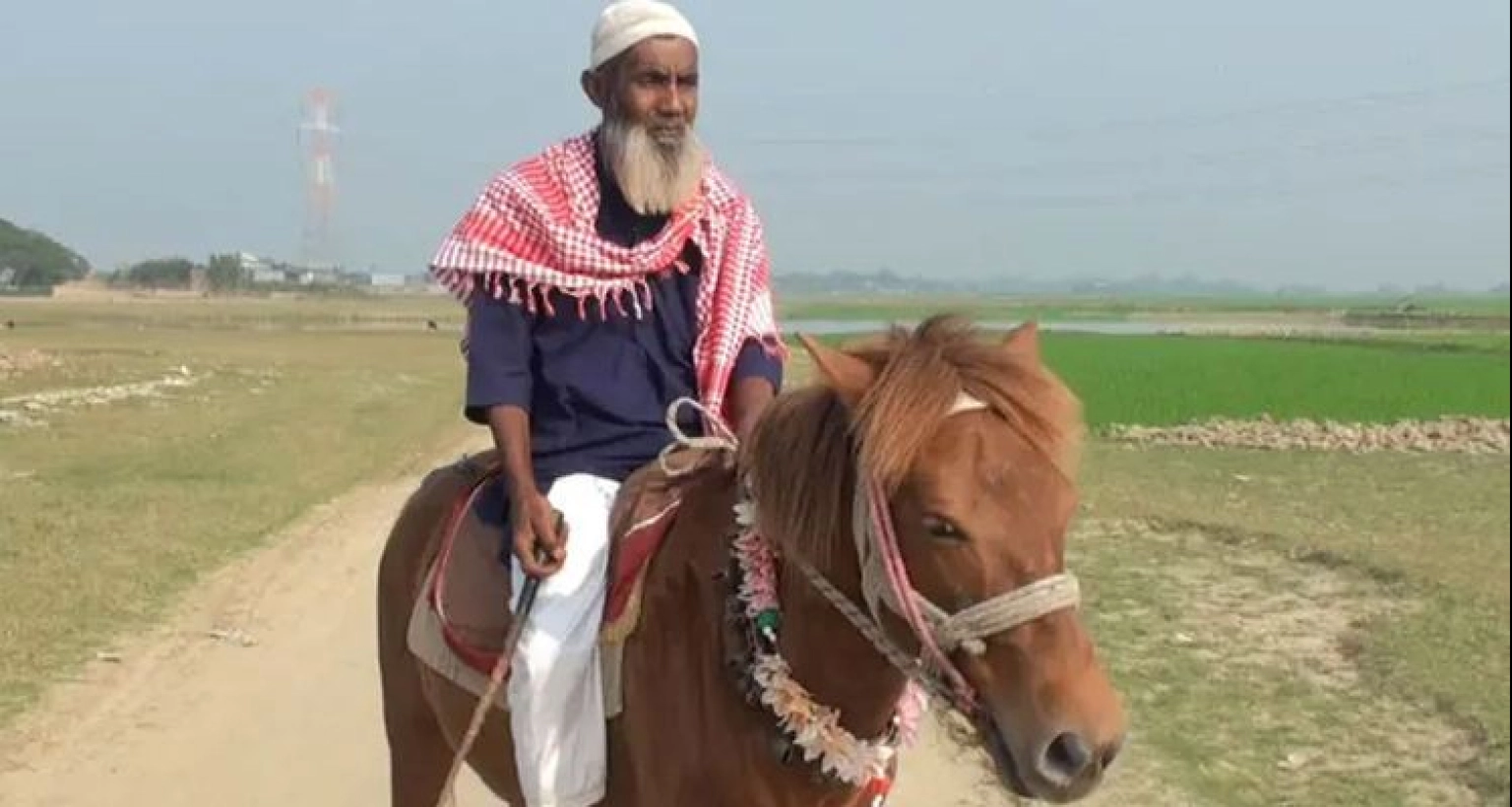 মারা-গেছেন-বিনা-পারিশ্রমিকে-৩-হাজারের-বেশি-কবর-খোঁড়া-সেই-মনু-‍মিয়া