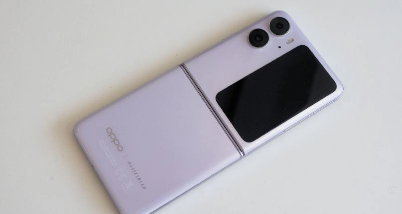 বাংলাদেশ-ভারতে দামের কত পার্থক্য Oppo Reno18 Flip-এর?