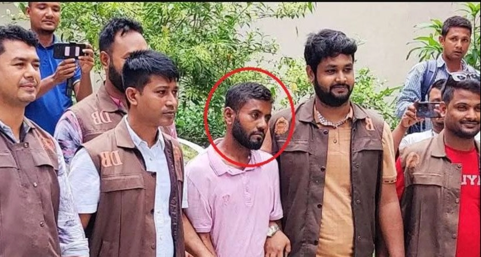  যে কৌশলে প্রতারণা করতেন ব্যারিস্টার পরিচয় দেওয়া শামীম