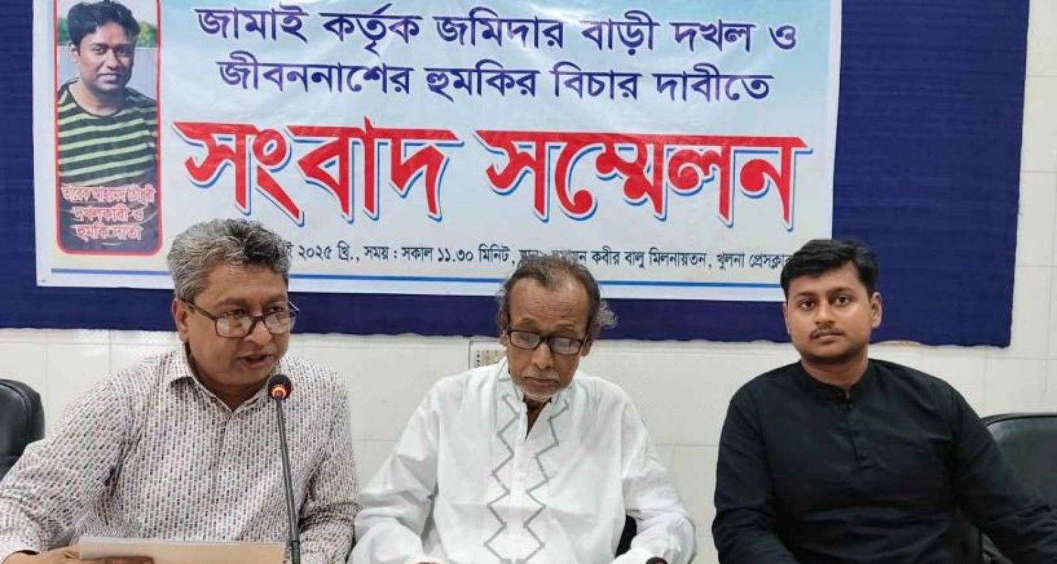  অভিনেত্রী পপির চাচাকে ঘাড় ধরে নিজ বাড়ি থেকে বের করে দেওয়ার অভিযোগ