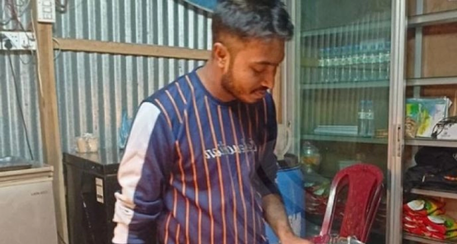 মাত্র দুই হাজার টাকা পুঁজি নিয়ে দৈনিক আয় ১০ হাজার টাকা