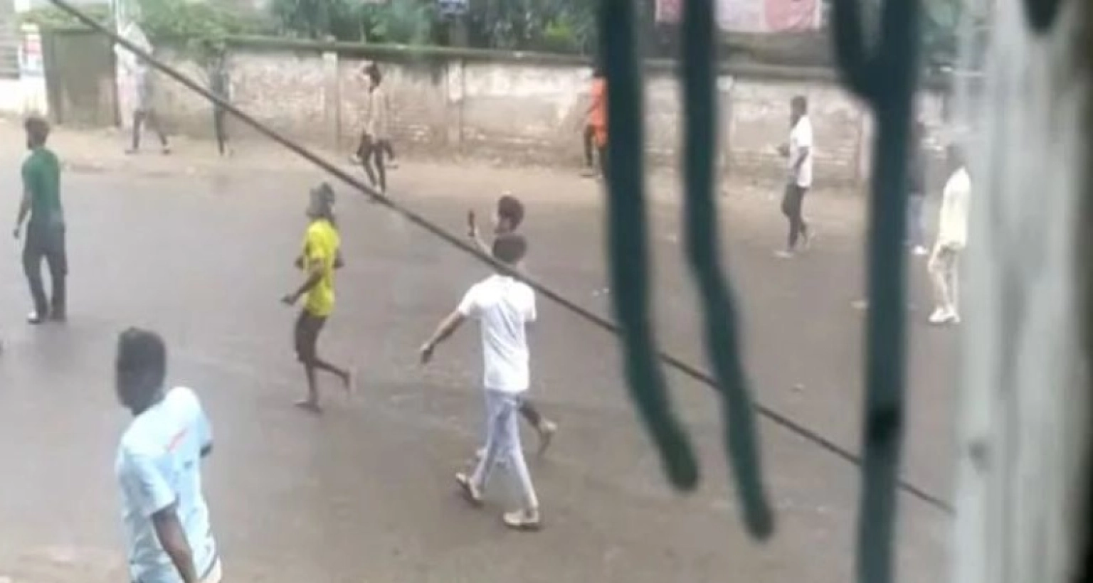 কারফিউ জারি