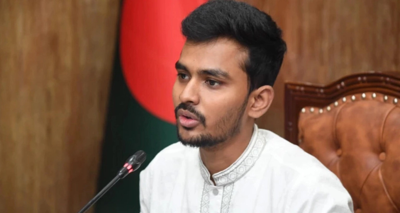 গোপালগঞ্জের ঘটনায় আইনশৃঙ্খলা বাহিনীর ভূমিকা নিয়ে প্রশ্ন নেই: আসিফ মাহমুদ
